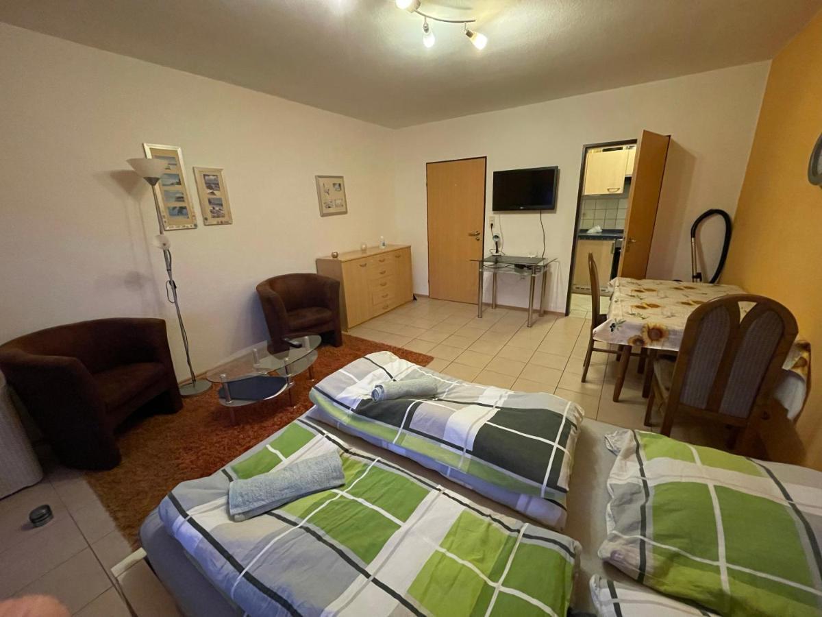 Schoenes Einfaches Zimmer In Olsztyn Bagian luar foto